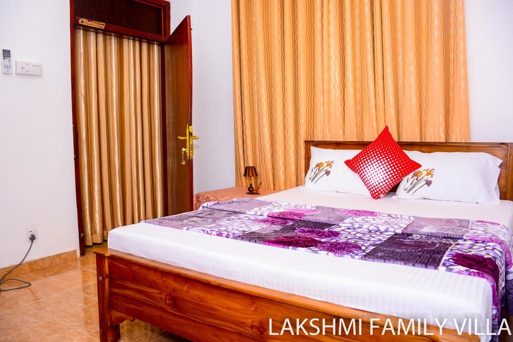 Lakshmi Family Villa Negombo Exterior photo